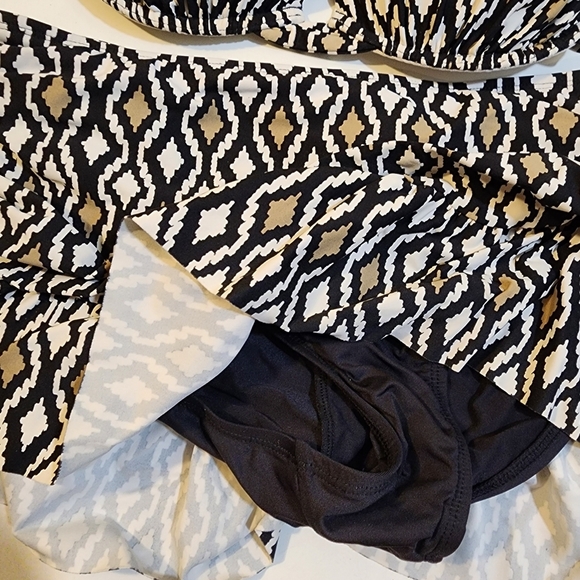 LA BLANCA 2 piece swimmer bikini set Fits M/L - Picture 12 of 13